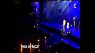 Live Tiken Jah Fakoly amp Asa au Francofolies de La Rochelle 2011wmv [upl. by Adeehsar]