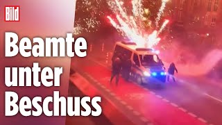 Kugelbombe explodiert über Polizeiwagen in Berlin [upl. by Adnofal]