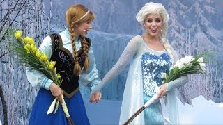 Anna and Elsas Official Welcome with Olaf Lead Guests in Singing quotLet it Goquot at Frozen Summer Fun [upl. by Ahsinrats12]