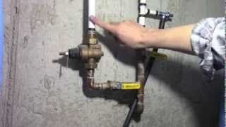 How to adjust amp measure home water pressure [upl. by Sheepshanks826]