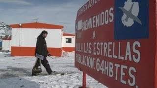 Un pueblo de chilenos en plena Antártida [upl. by Nedyrb]