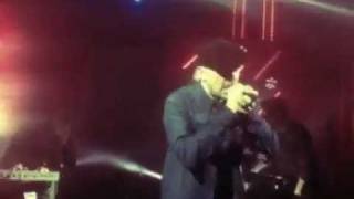 Max Pezzali amp I Cani  Con un deca Live Rolling Stone 100 [upl. by Berga154]