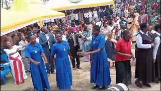 Ndyakusiima nta Iwe Muhangi wangye Runyankore Rukiga Catholic Thanksgiving Hymn [upl. by Ike529]