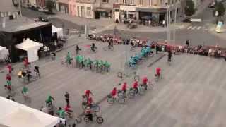 Chorégraphie collective à vélo Flashmob La Louvière 19914 [upl. by Charpentier]