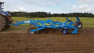 agrotechnic Wüstenberg Vorführung mit Farmet Triolent 470 PS und New Holland T 7270 [upl. by Sukramal]