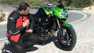 Kawasaki Z750 R 2011  1er essai sur route par MotoStationcom [upl. by Charpentier219]