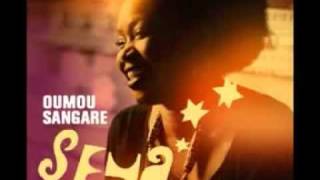 OUMOU SANGARE  Iyo Djeli [upl. by Soloma]