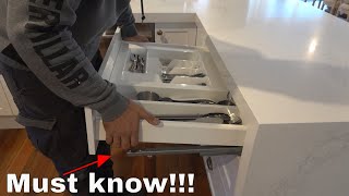 How to remove soft close drawer kitchen [upl. by Trinia632]