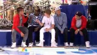 Justin Bieber quotOverboard with Jessica Jarrellquot HD Live at the New York State Fair on 912010 [upl. by Olsen]