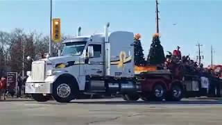 2018 BURLINGTON SANTA CLAUS PARADE [upl. by Folsom]