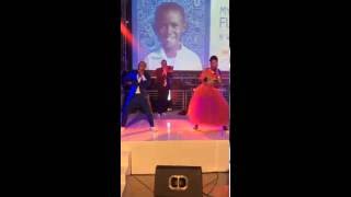 South African musical sensation Mafikizolo performed their Ndihamba Nawe hit [upl. by Ermin]