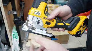 The new bodygrip DeWALT Jigsaw DCS335 Review [upl. by Barram]