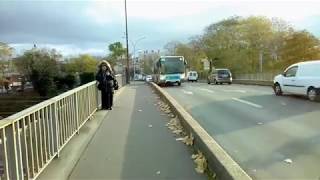 Court spot de bus à côté de la gare Maisons Alfort Alfortville [upl. by Pascasia]