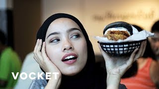 VOCKET MAKAN Burger Nasi Lemak Ayam Rendang di myBurgerLab [upl. by Dranik655]