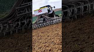 Seminatrice shortvideo agricoltura agriculture newholland [upl. by Ahseei]