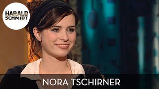 Nora Tschirner über Viren Schönheitsoperationen und Kreuzfahrten  Die Harald Schmidt Show ARD [upl. by Ymas]