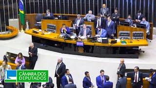 Deputados aprovam projeto que estimula contratação de pessoas com autismo  08052024 [upl. by Beasley660]