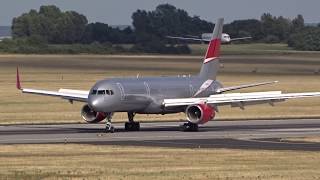 RARE Foo Fighters onboard  JetMagic B75723A at Budapest Airport [upl. by Kev]