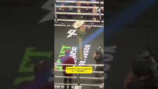 Así fue el momento en el que Camila Fernández se equivocó en el himno previo a la pelea del canelo [upl. by Mathian]