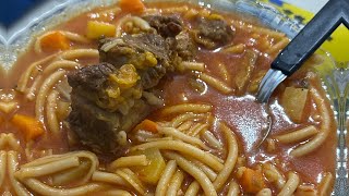 Sopa com carne [upl. by Aenert]