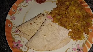 Har indian ka favourite recipe hai ye food cooking viralvideo subscribe supportme success [upl. by Anneyehc]