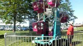 Kiddie Ferris Wheel Carnival Ride [upl. by Enyawed]