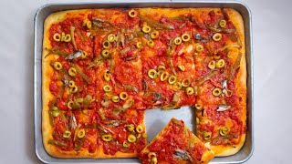 بدون لحوم بدون أجبان حضروا أروع بيتزا جزائرية تقليدية بعجينة السميد السريعة 👌👌Pizza Algérienne [upl. by Nell247]