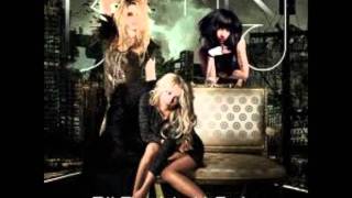 Britney Spears ft Nicki Minaj  Kesha  Till the World Ends Lyrics [upl. by Idelia852]