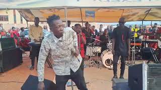 Aduanaba Kofi Antwi perform hot liveband [upl. by Junko]