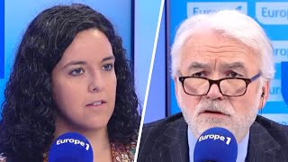 quotNous une réserve d’Indiens quot  Manon Aubry choquée des propos dune auditrice en direct [upl. by Letreece]