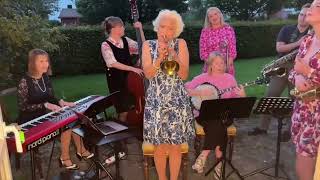 Basin street blues  Gunhild Carling feat Nanna Gerd Petronella [upl. by Heinrike]