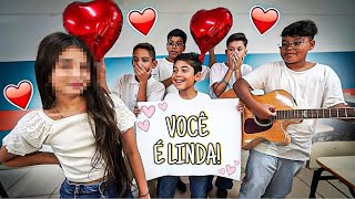 A Menina Da Sacola Cansou De Sofrer Bullying E Mostrou Seu Rosto 😱 [upl. by Ollie]