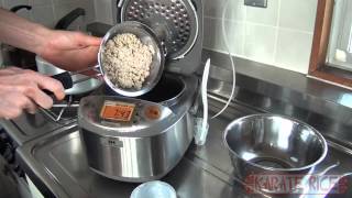 How to Cook Quinoa in a Rice Cooker [upl. by Sicnarf]