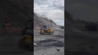 Máy ủi zoomlion ZD220 tương đương D85 komatsu [upl. by Anegroeg522]