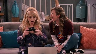 BERNADETTE aprender a jugar FORNITE para vencer a HOWARD  TBBT T12E09 LATINO [upl. by Katina802]