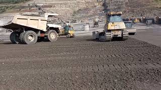 Construction of RCC Dam by slope layer method Bedding placing Spreading compaction and GERCC [upl. by Pacorro]