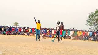 Entertaining clash between Ngor Machuek Deer and Mabior Garang Alian 🤼🇸🇸 [upl. by Tirb5]