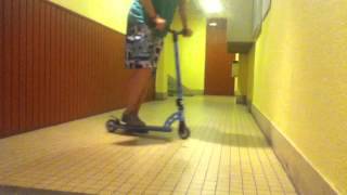 Trottinette Freestyle  Faire un 180 [upl. by Sewoll]