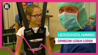 OPNIEUW LEREN LOPEN 😱  TOPDOKS EXTRA  TOPDOKS [upl. by Lanor688]