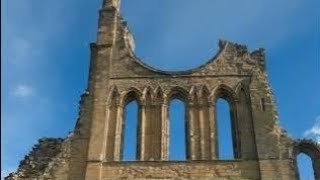 Old ruins in Yorkshire  a cycle tour by an old ruin from Lincolnshire [upl. by Mays]