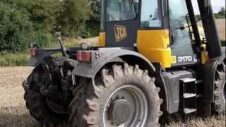 JCB Fastrac 3170 Plus [upl. by Socrates852]