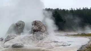 Horrible Today USGS Sends Warning Massive Eruption Will Occur in Yellowstone Horrifying [upl. by Anamor92]