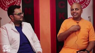 Gaur Gopal Das  How to Tackle Jealousy amp Social Media Addiction with RJ Rishi kapoor  Red FM [upl. by Junieta]