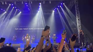 Tulus Live  Sepatu [upl. by Sayette800]