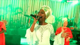 Marllen canta no Concerto de Natal na Igreja Assembleia de Deus  Xikwembo Xanga [upl. by Borras]