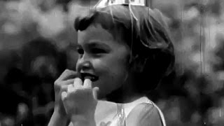 Pillsbury Deluxe Golden Yellow Cake Mix 1960s TV Commercial HD [upl. by Adalheid395]