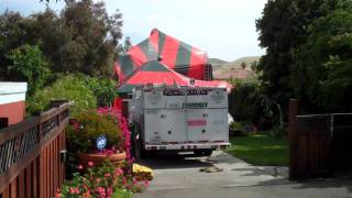 terminix fumigation 52010  the tenting process [upl. by Lapointe]