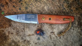 Mors Kochanski Tribute Knife Mk2 Made By Rob Evans [upl. by Attinahs]