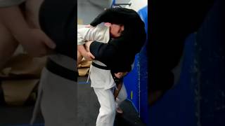 Using that wall to his own advantage hema ringen wrestling judo sambo [upl. by Rosenblum]