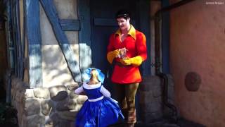 Little girls costume change wows Disney Worlds Gaston [upl. by Silletram]